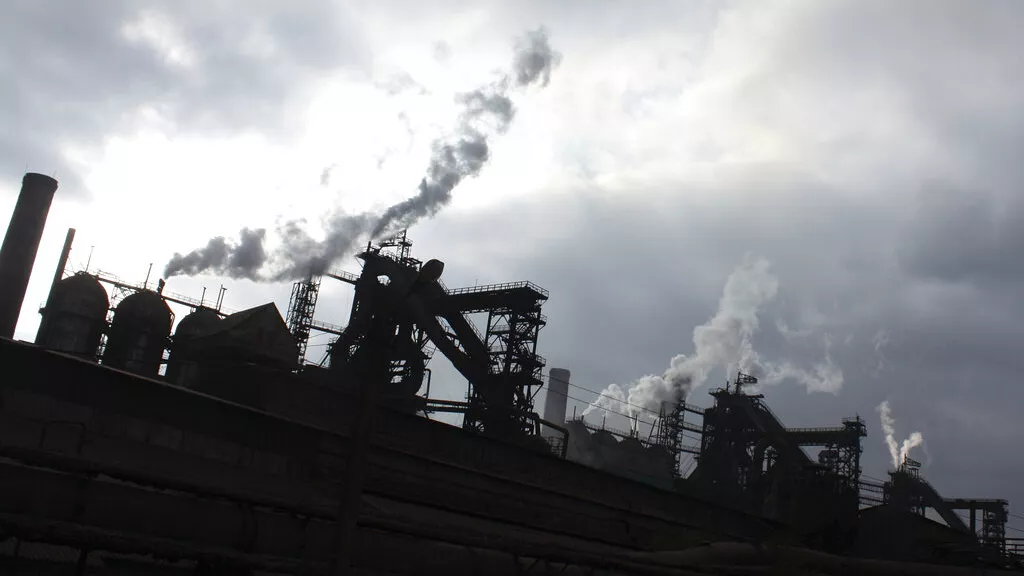 U.S. and Ukraine Agree to Minerals Deal, Officials Say